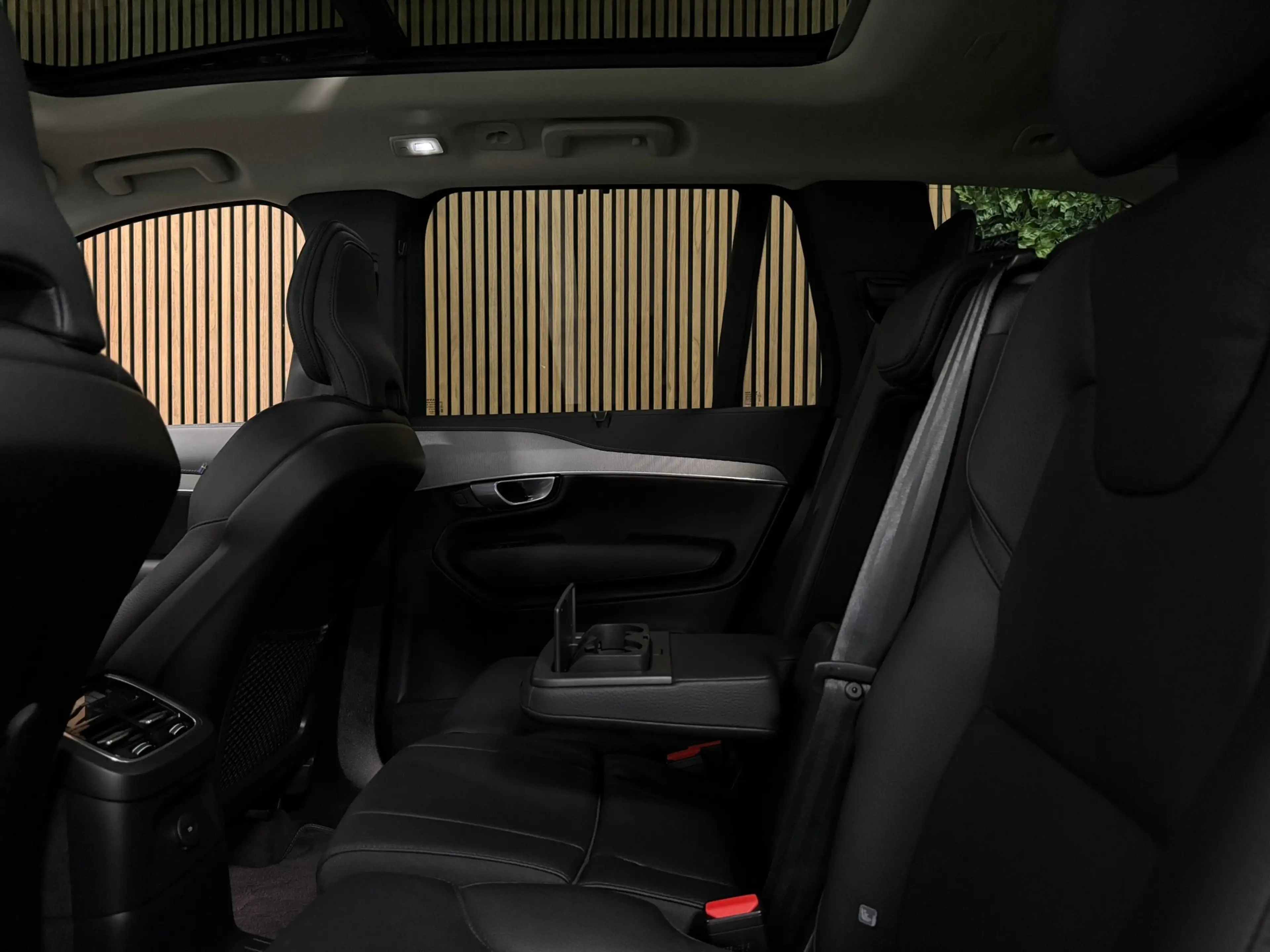 Volvo XC90 T8 AWD Recharge Plus Dark | 360 Camera | Harman Ka — photo 16