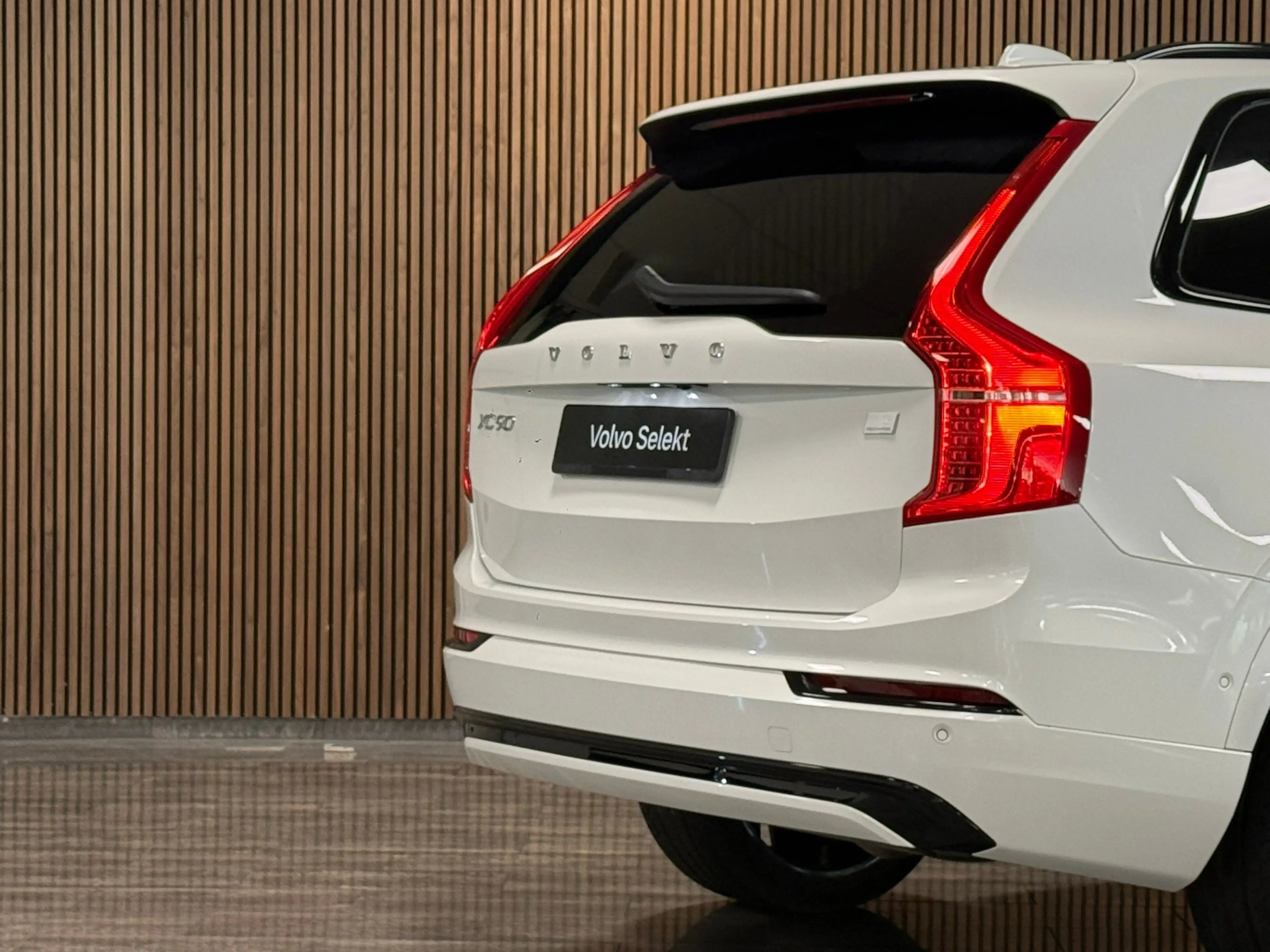 Volvo XC90 T8 AWD Recharge Plus Dark | 360 Camera | Harman Ka — photo 10