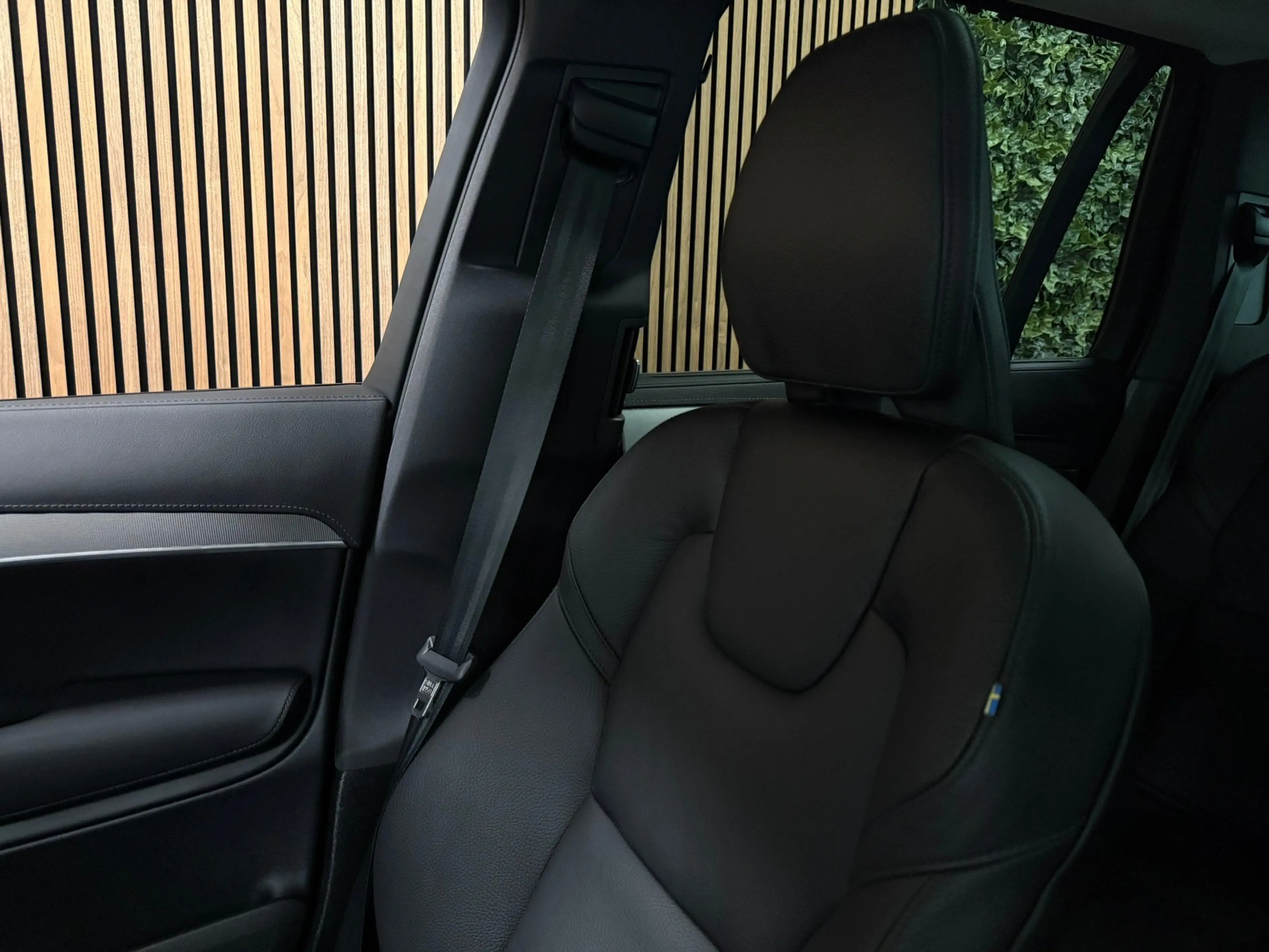 Volvo XC90 T8 AWD Recharge Plus Dark | 360 Camera | Harman Ka — photo 31