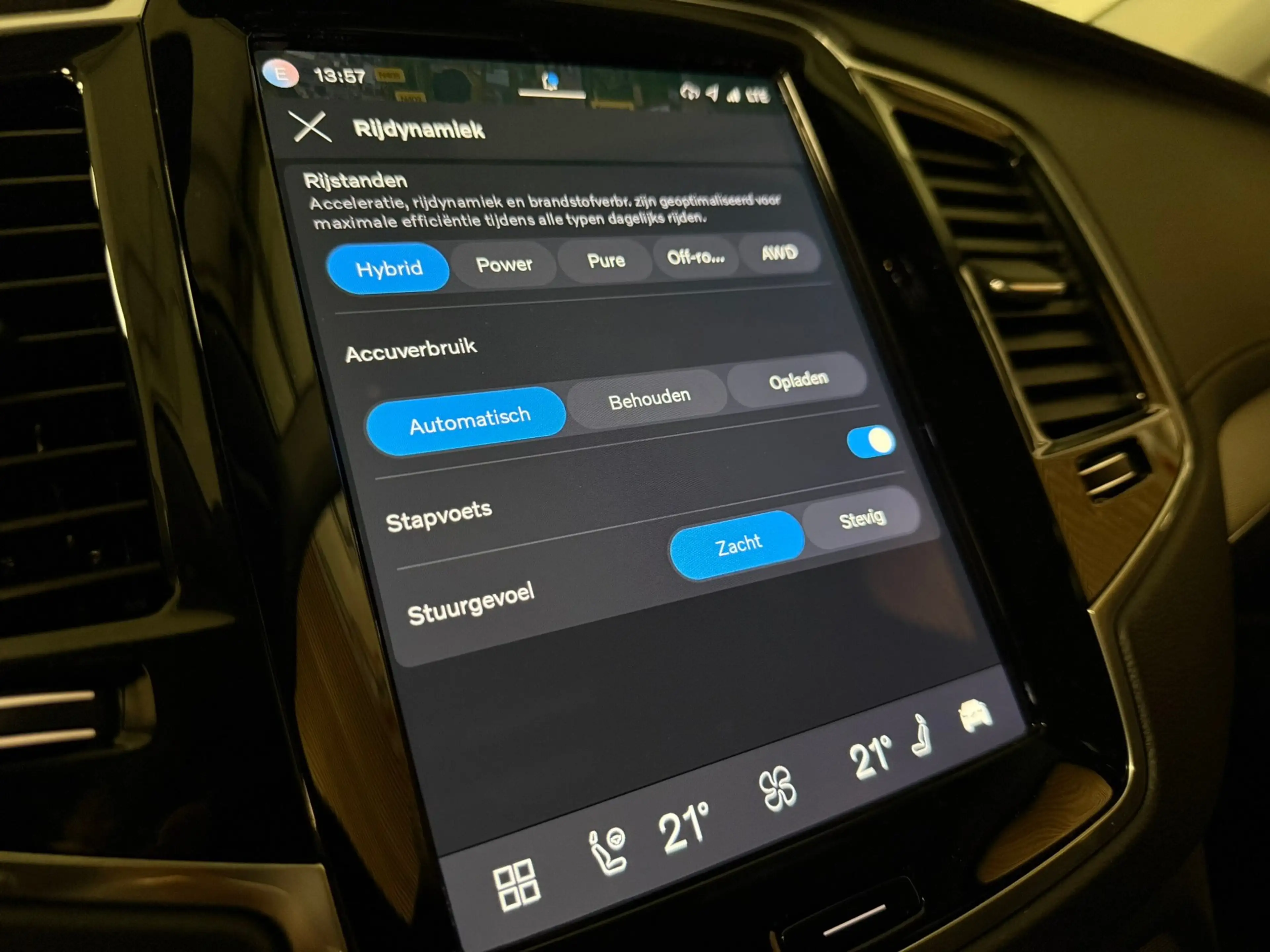 Volvo XC90 T8 AWD Recharge Plus Dark | 360 Camera | Harman Ka — photo 18