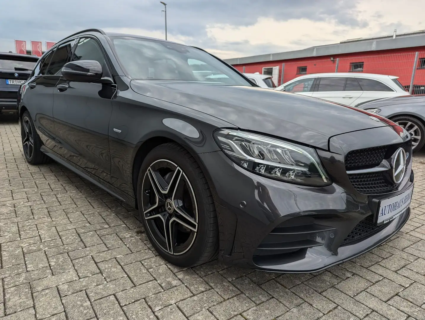 Mercedes-Benz C 220 T d 9G-Tronic Night Edition "AMG" Grau - 2