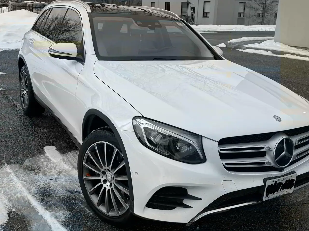 Mercedes-Benz GLC снимка Mercedes-Benz GLC