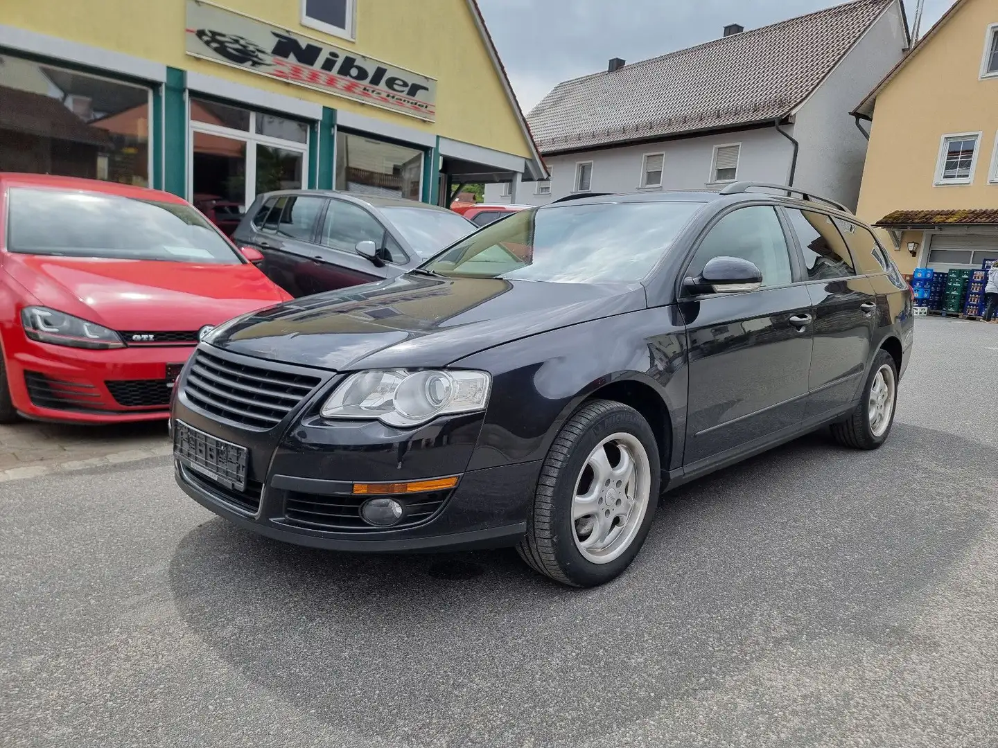 Volkswagen Passat Variant Passat Var. 1.4 TSI CLIMATR+SITZHZ+AHK+TÜV01/26 Noir - 1
