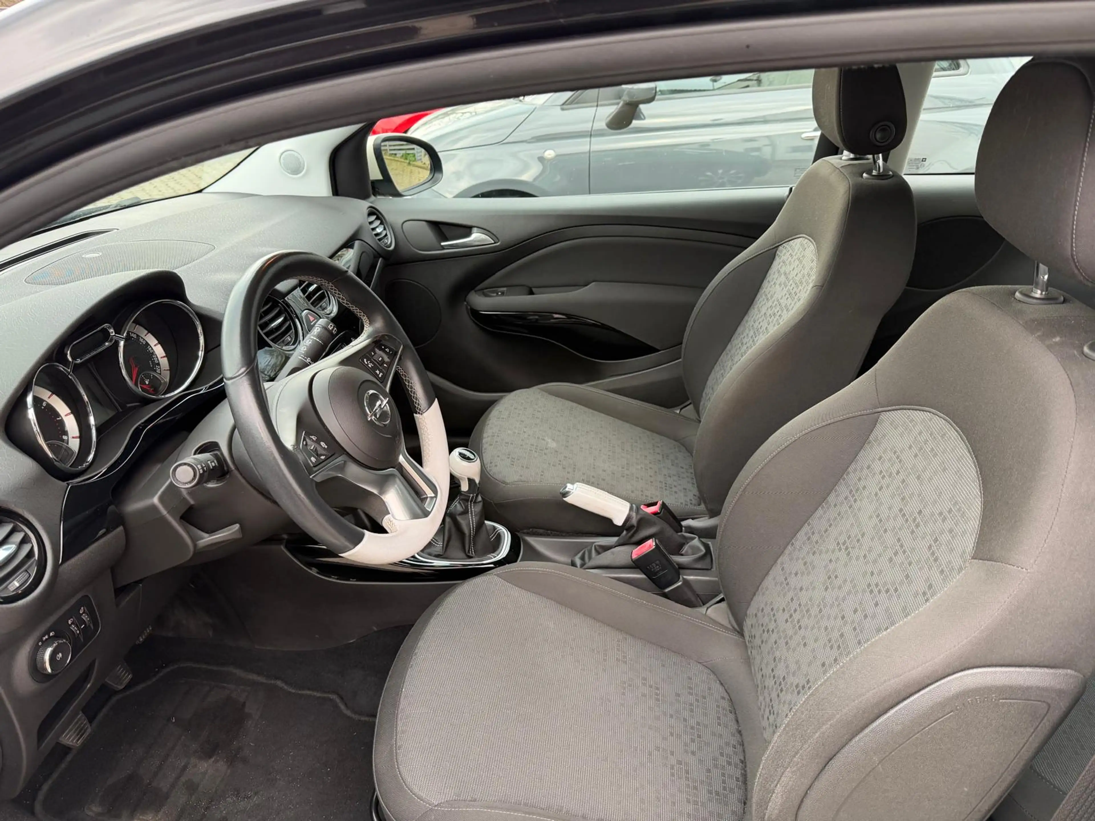 Opel Adam Klima/Tempo/USB/Alufelgen/TÜV neu — photo 8