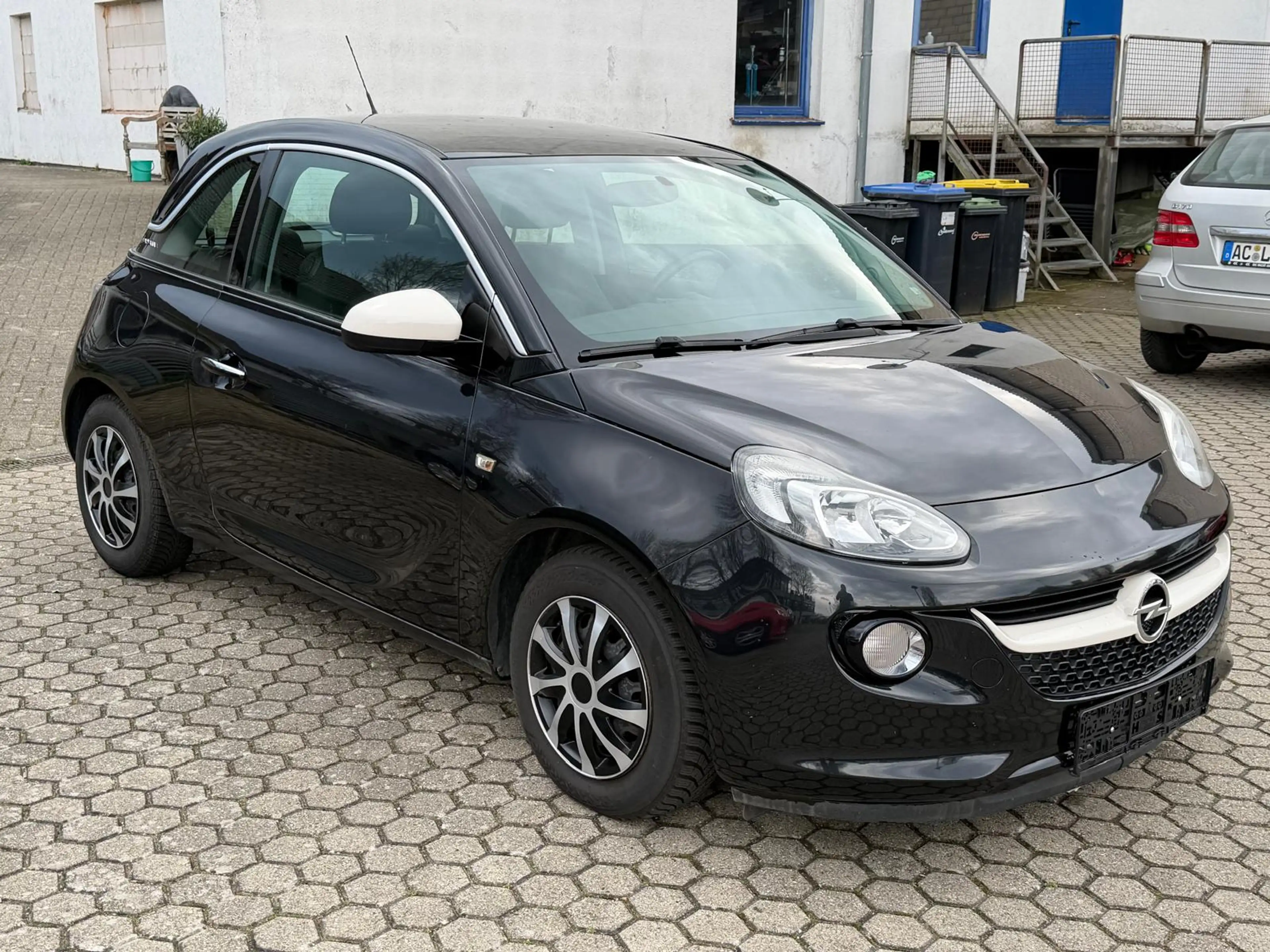Opel Adam Klima/Tempo/USB/Alufelgen/TÜV neu — photo 2