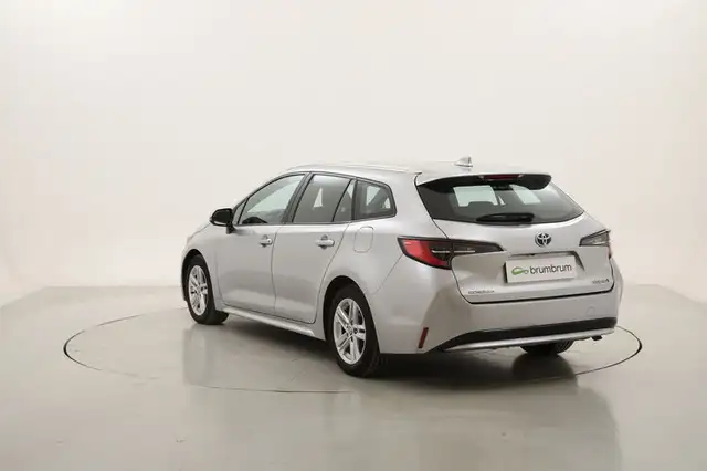 Toyota Corolla view 3