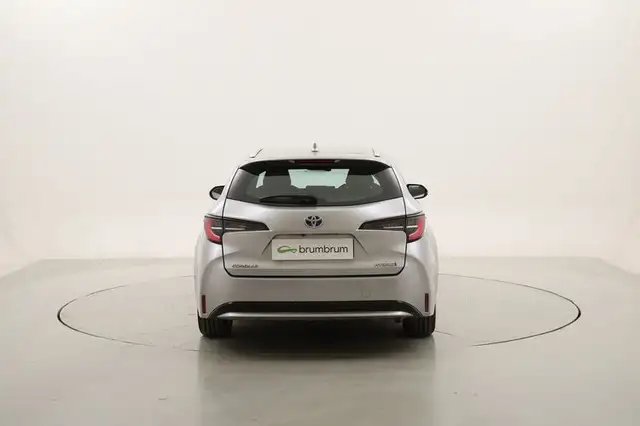 Toyota Corolla view 4