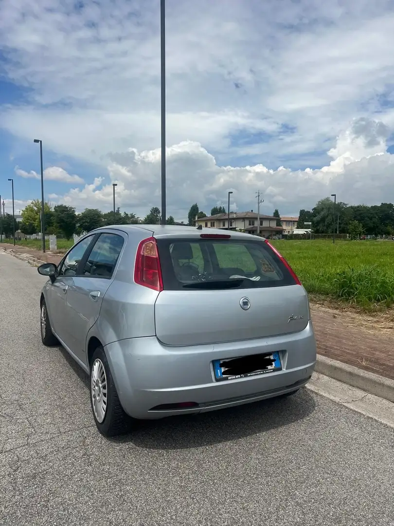 Fiat Grande Punto 5p 1.3 mjt 16v Dynamic 75cv - 1