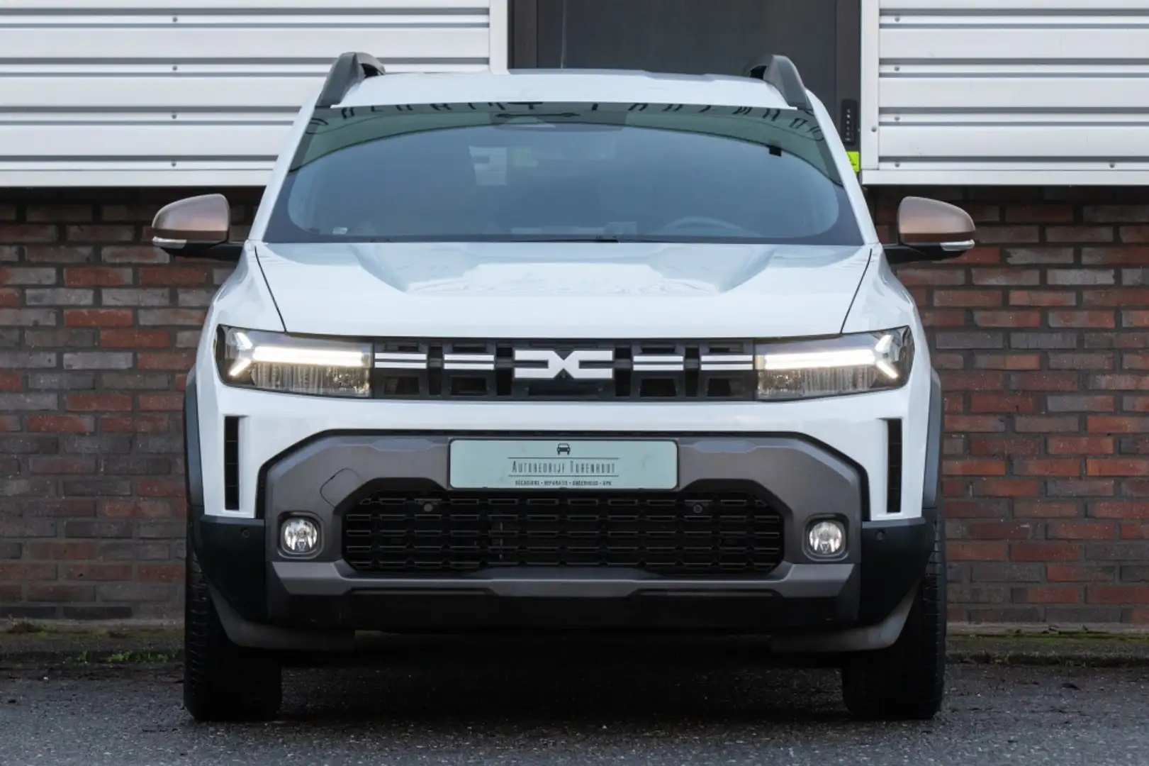 Dacia Duster III Hybrid 140 Extreme Weiß - 1