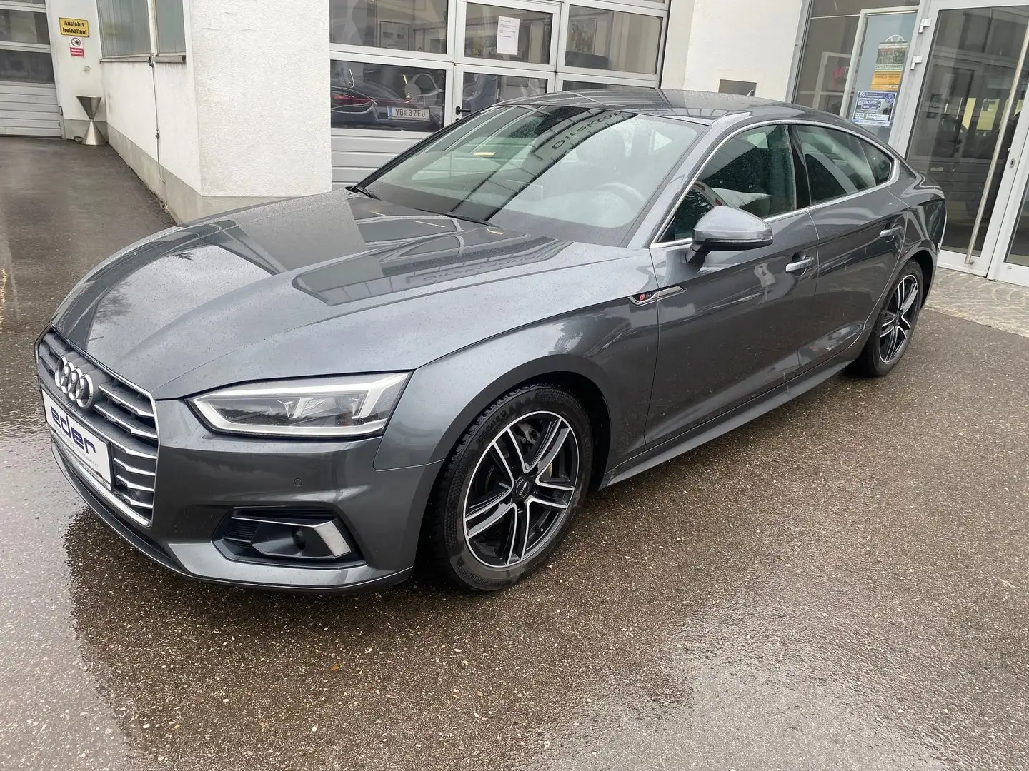 Audi A5 2.0 TDI quattro Sport Grau - 1