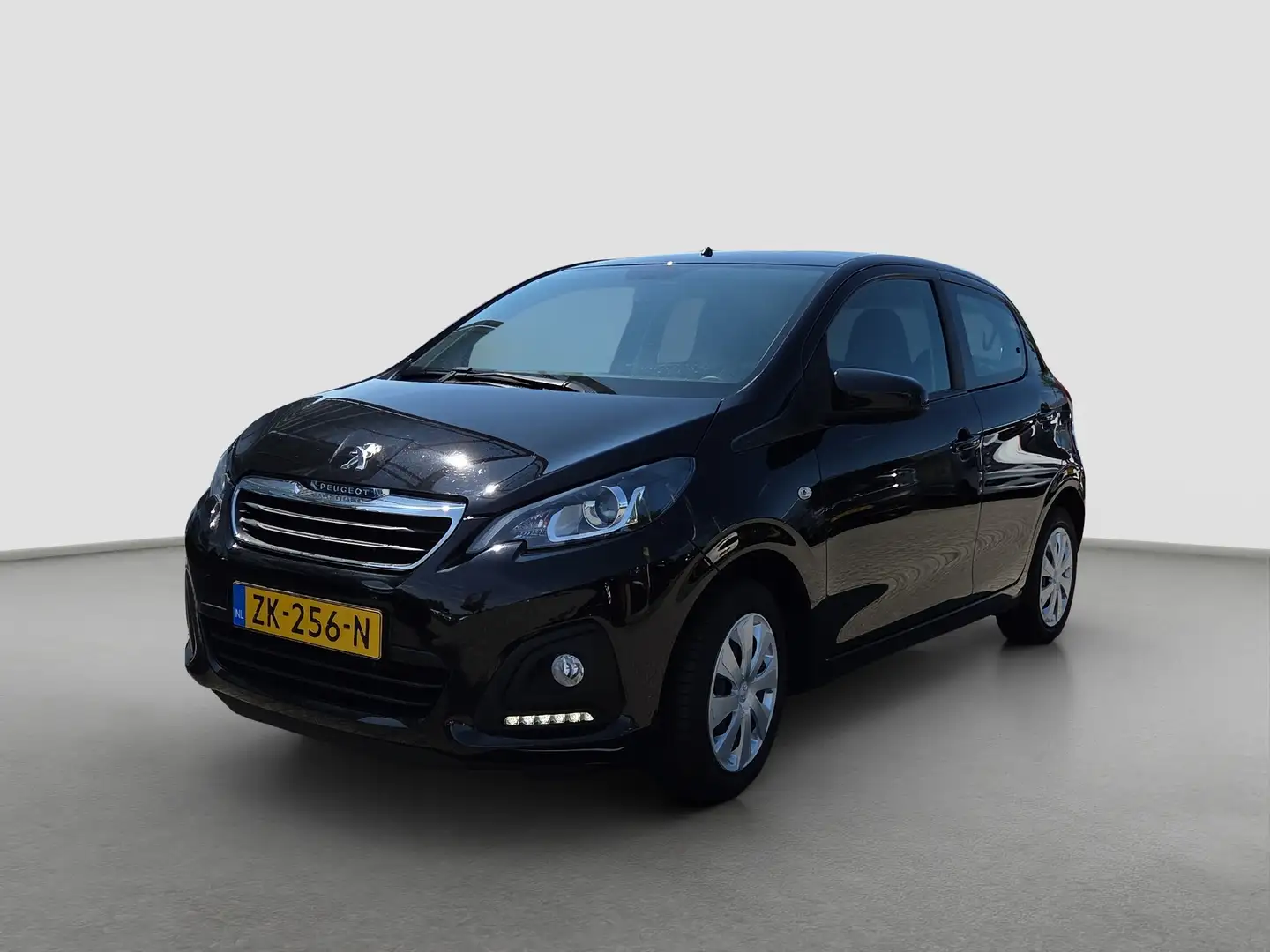 Peugeot 108 1.0 e-VTi Active Automaat | Airco | Bluetooth tele Zwart - 1