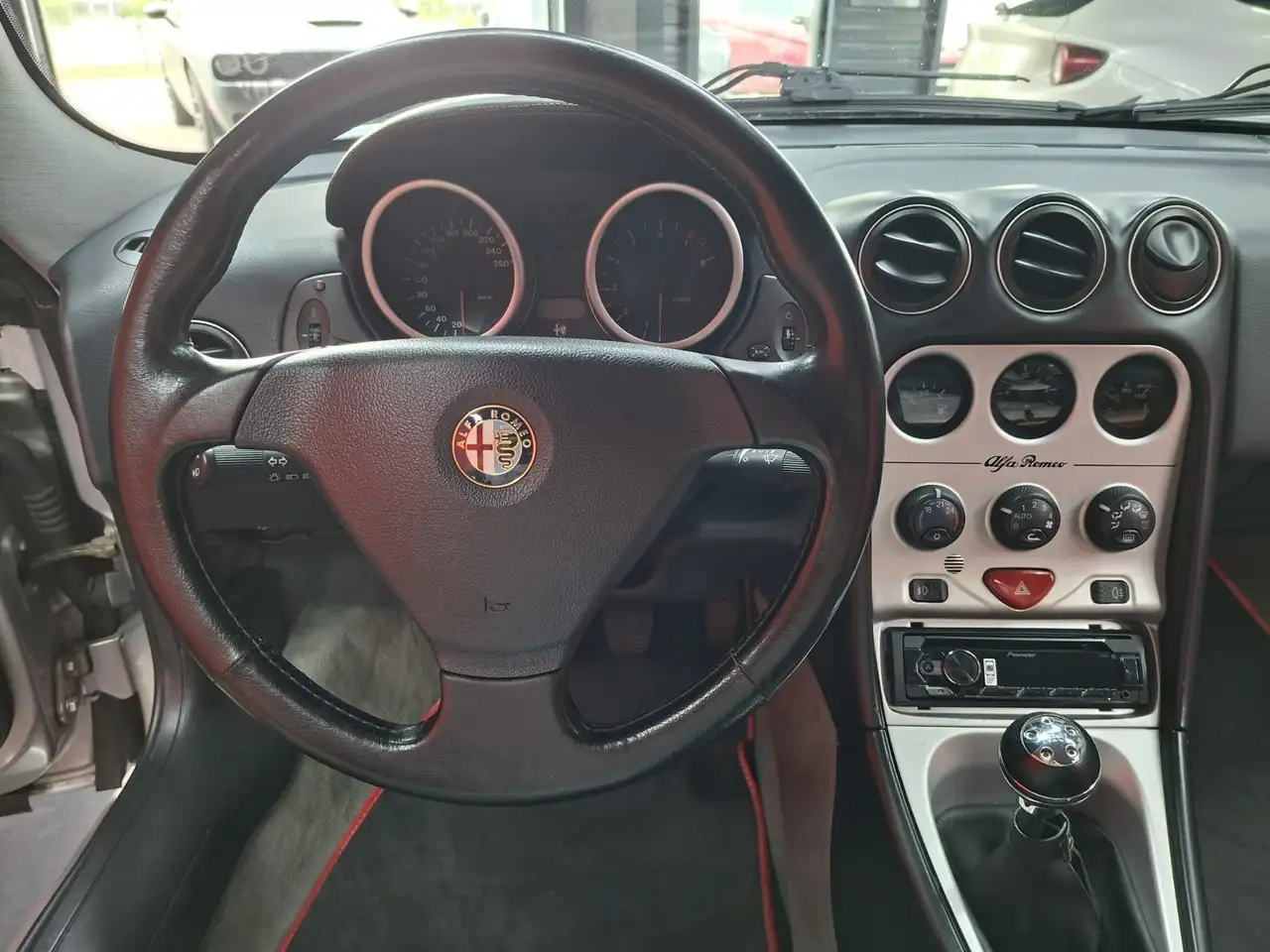Alfa Romeo GTV (type 916 génération 2) 2.0 Twin Spark 150cv, foto 3
