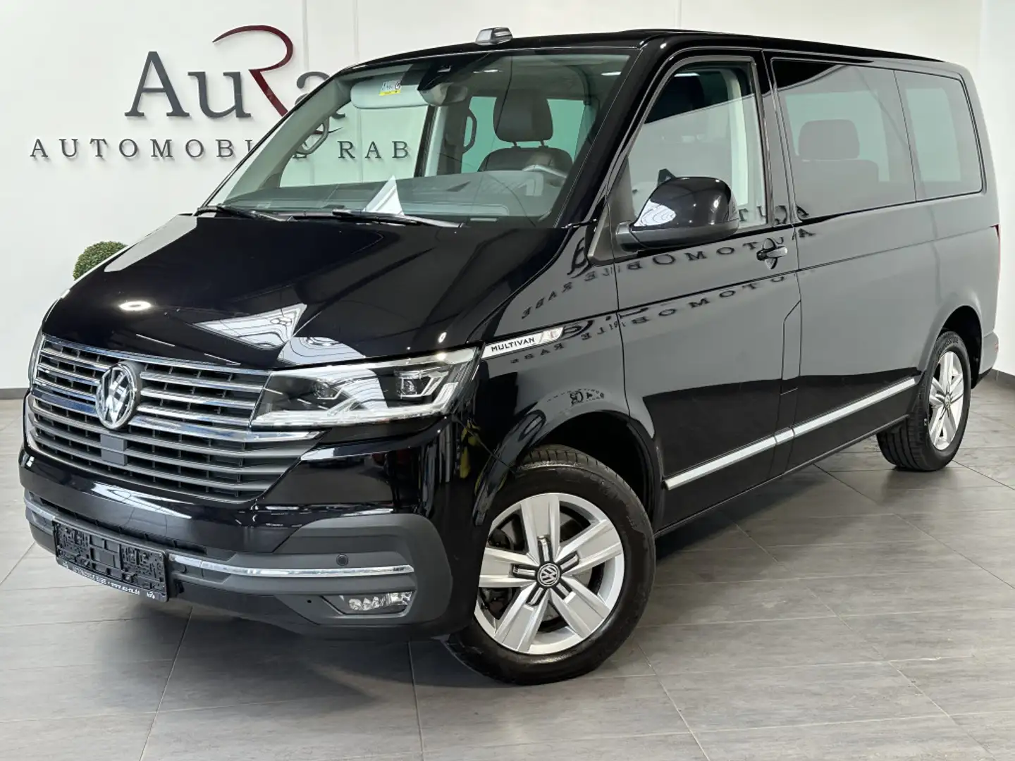 Volkswagen T6.1 Multivan 2.0 TDI DSG NAV+LED+ACC+CARPLAY+PP Black - 2