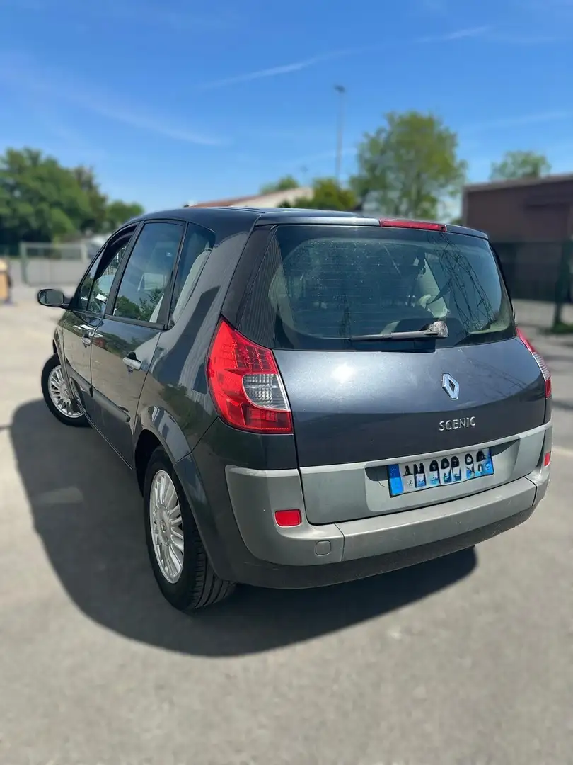 Renault Scenic 1.5 dCi 105 eco2 Dynamique - 2