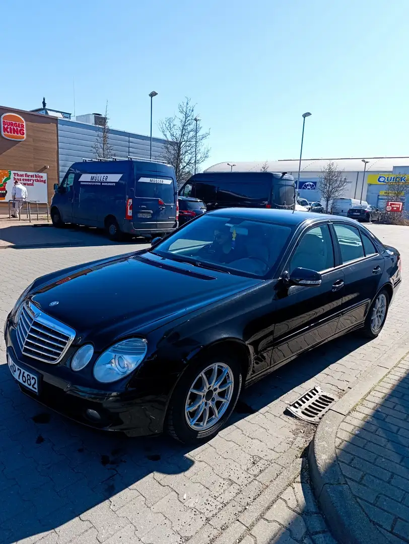 Mercedes-Benz E 280 CDI 4Matic Automatik Avantgarde DPF Schwarz - 1