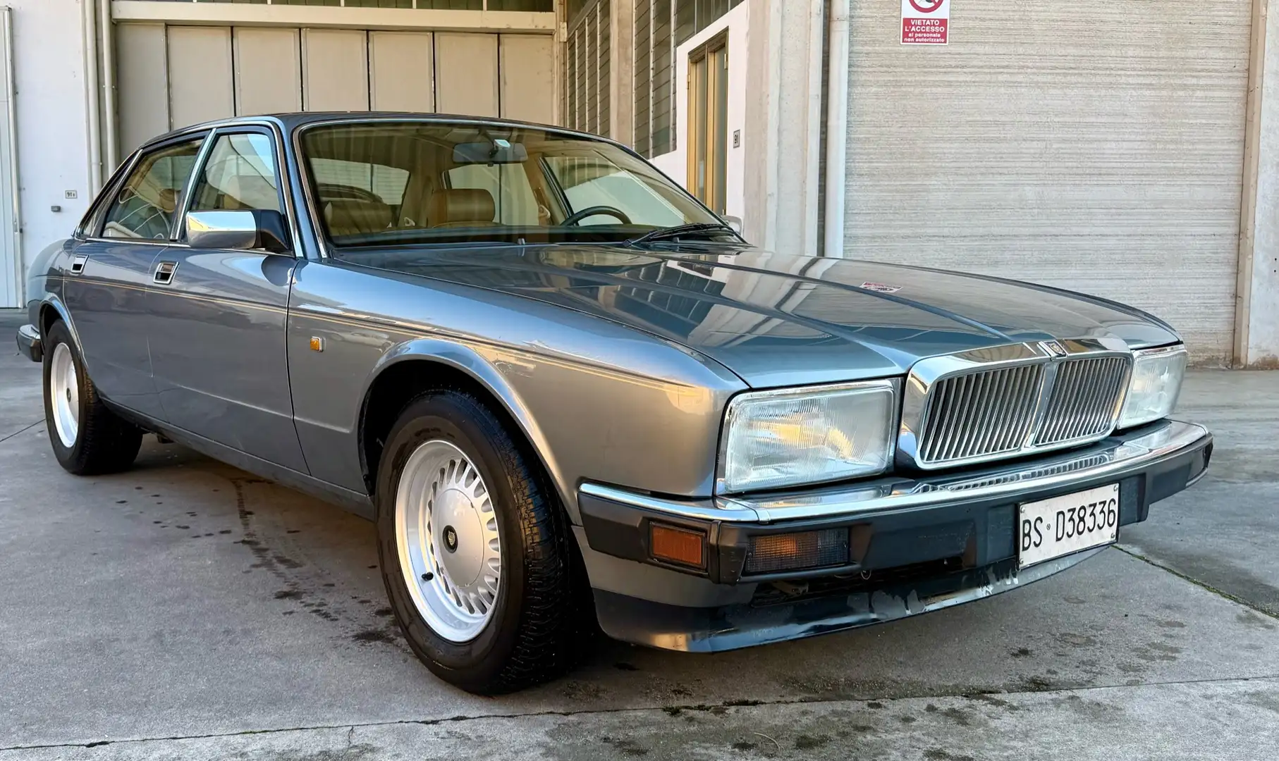 Jaguar XJ Sovereign 3.2 Prezzo trattabile - 1