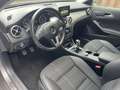 Mercedes-Benz GLA 180 1. Hand MERCEDES Scheckheft Gris - thumbnail 9