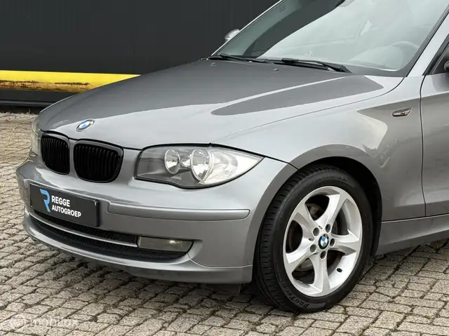 BMW 1 Series view 6