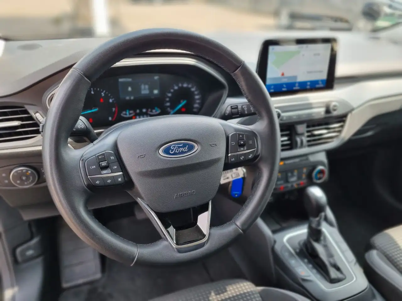 Ford Focus Turnier Automatik/Navi/Kamera/PDC/Garantie, миниатюра 20