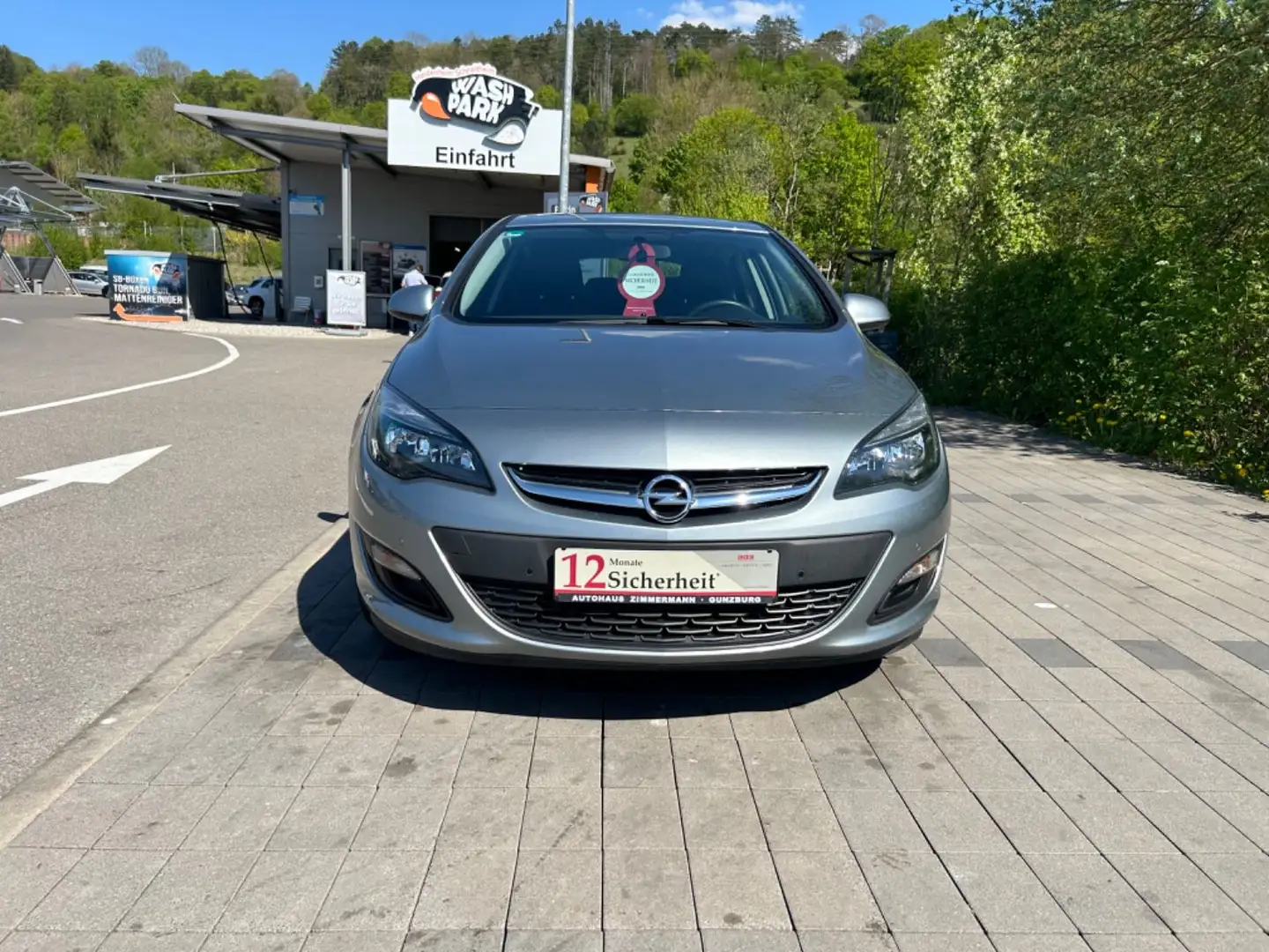Opel Astra J Lim. 5-trg. Style** 1.HAND ** Silber - 2