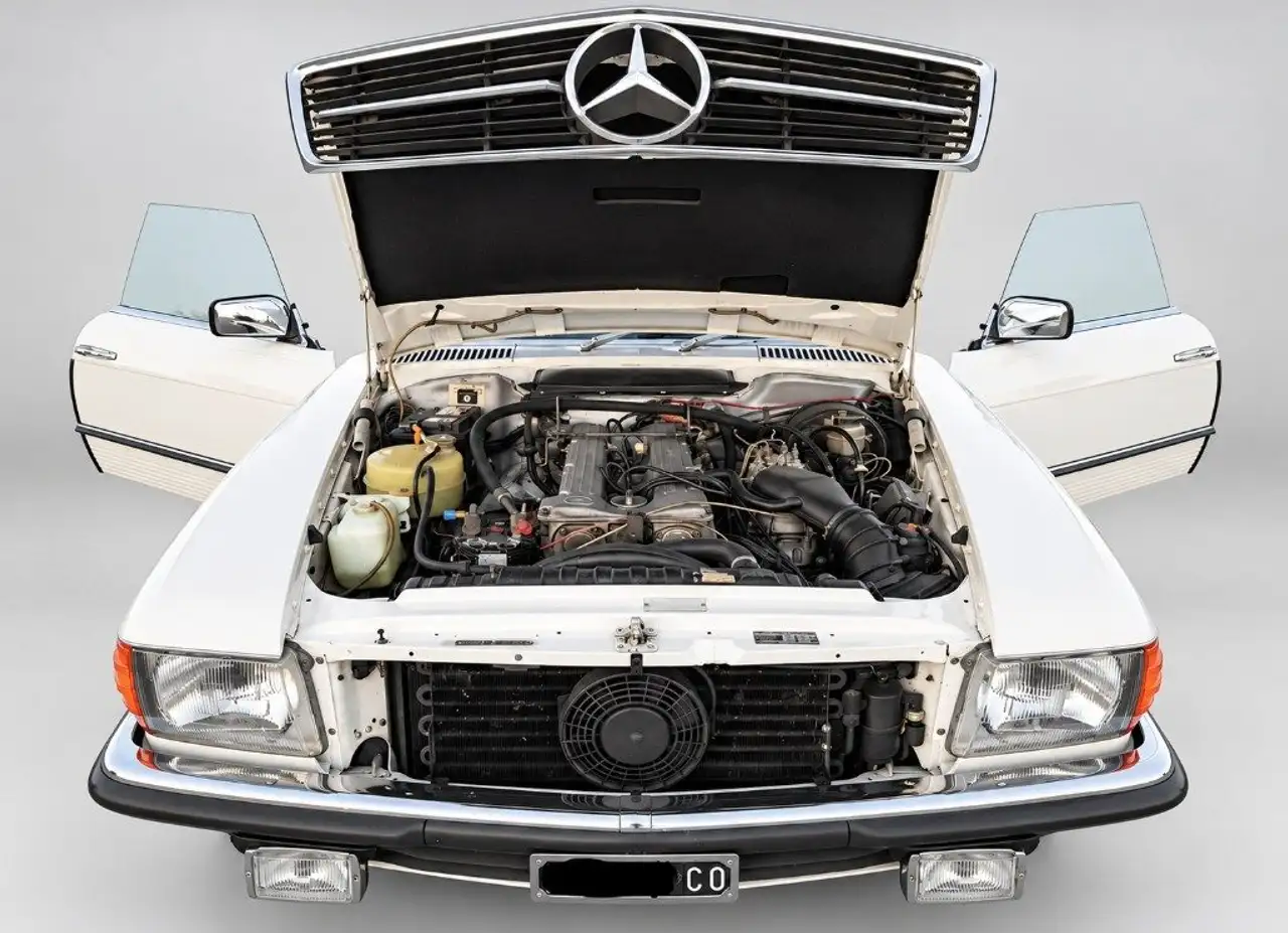 Mercedes-Benz 280 SLC Europea 1977, foto 6