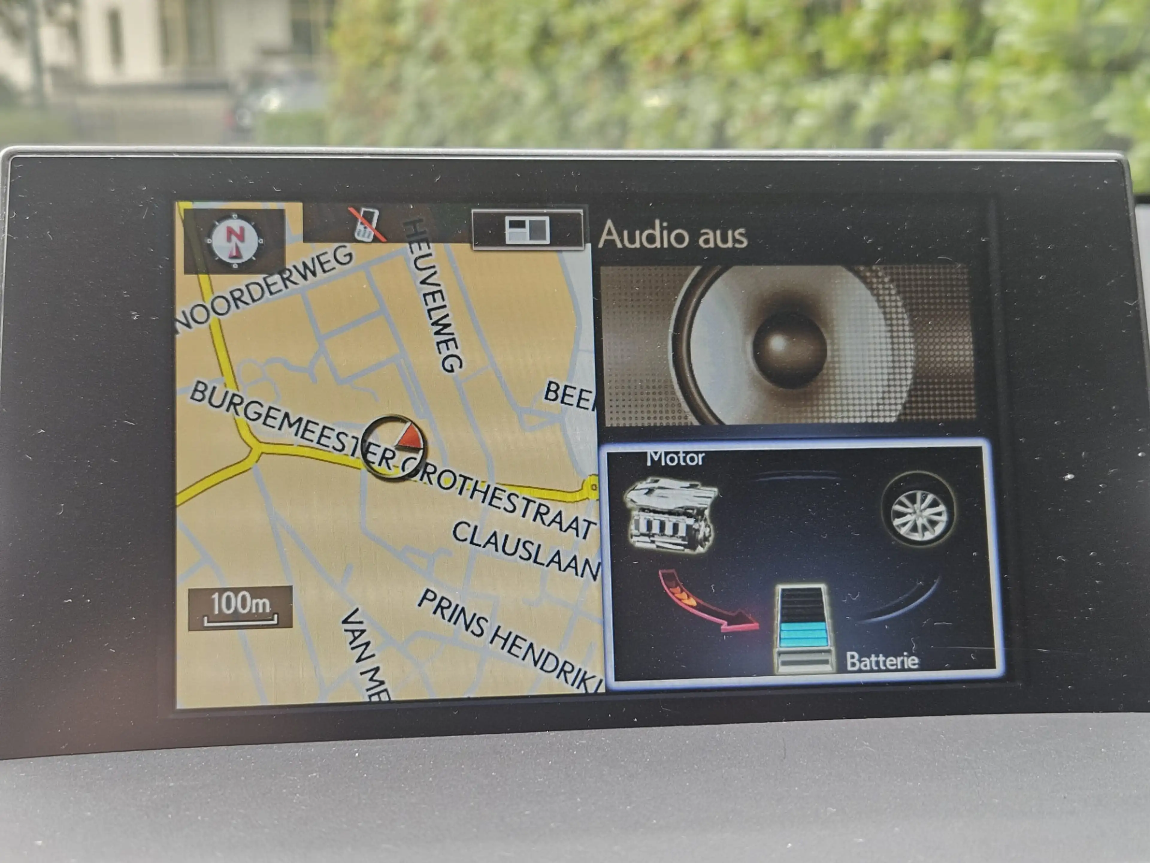 Lexus NX 300h AWD F Sport Line Panorama dak/ Headup display/Mark — photo 12