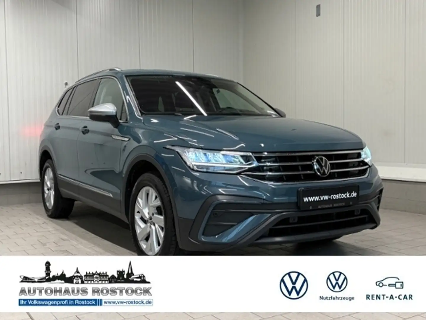 Volkswagen Tiguan Allspace Life 1.5 TSI DSG AHK NAVI RFK ACC Blau - 1