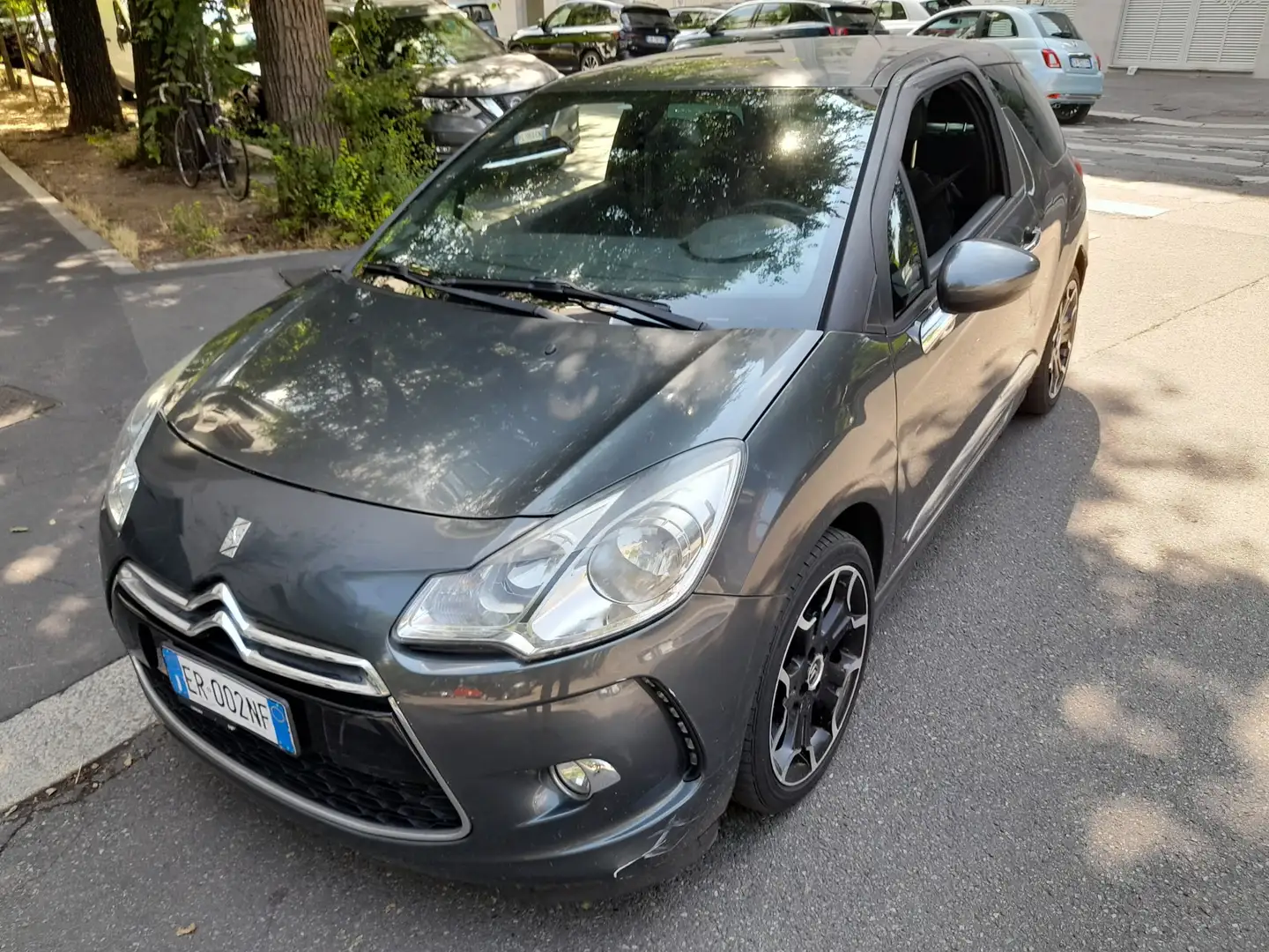 Citroen DS3 1.2 puretech (vti) So Chic 82cv - 1