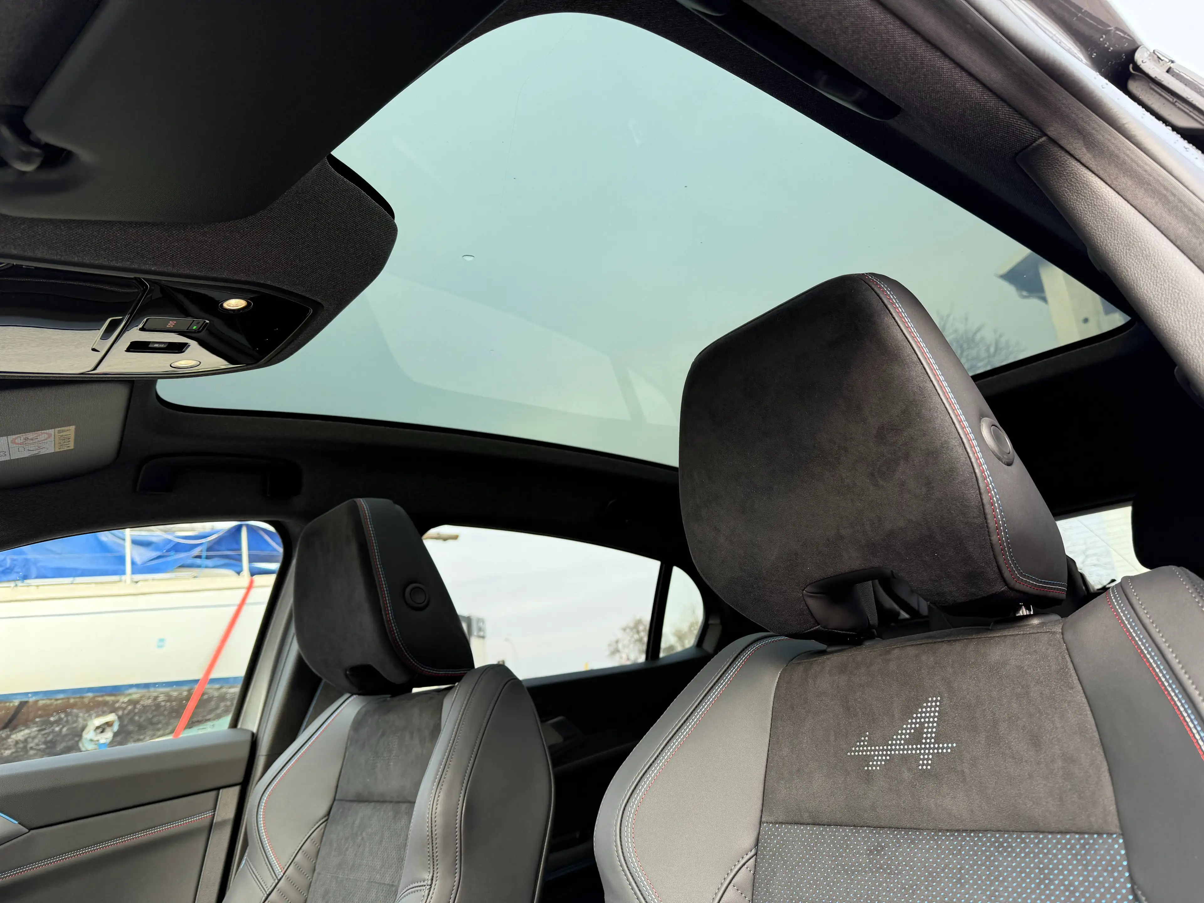 Renault Rafale E-Tech Full Hybrid 200 Esprit Alpine Aut. H/K — photo 6