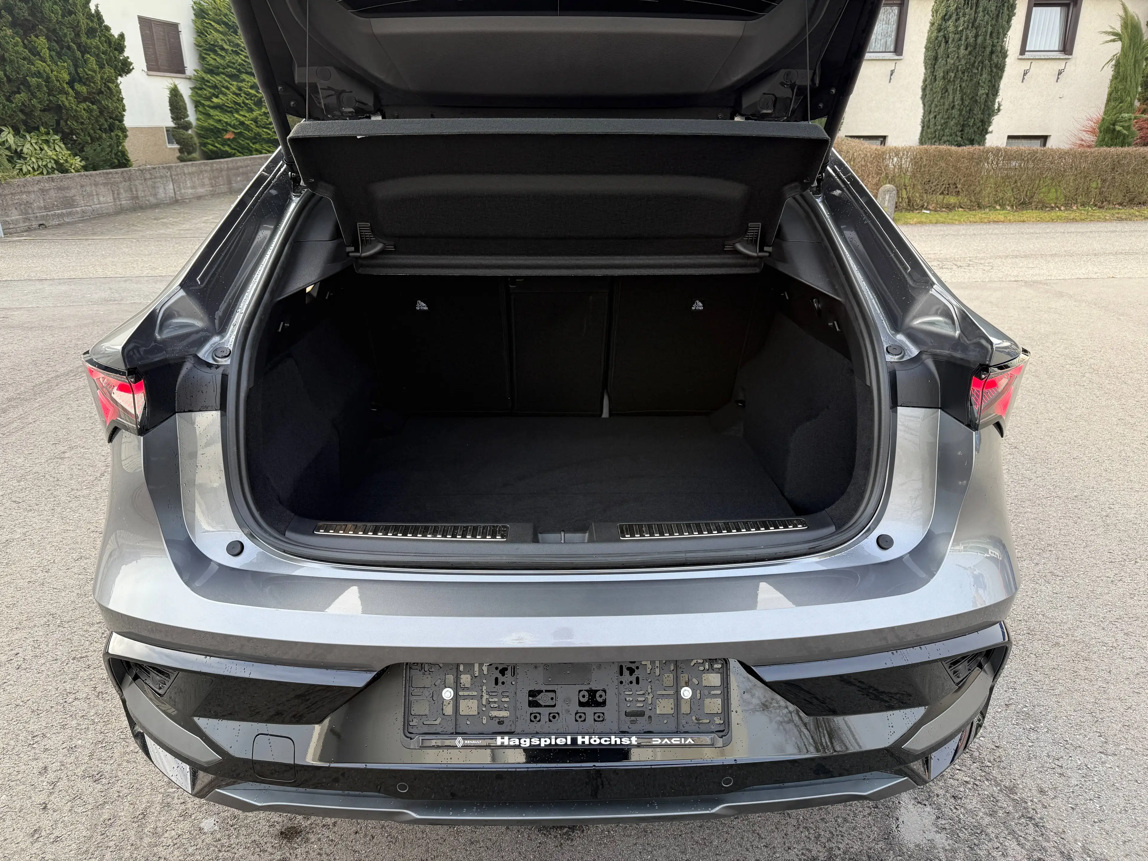 Renault Rafale E-Tech Full Hybrid 200 Esprit Alpine Aut. H/K — photo 8