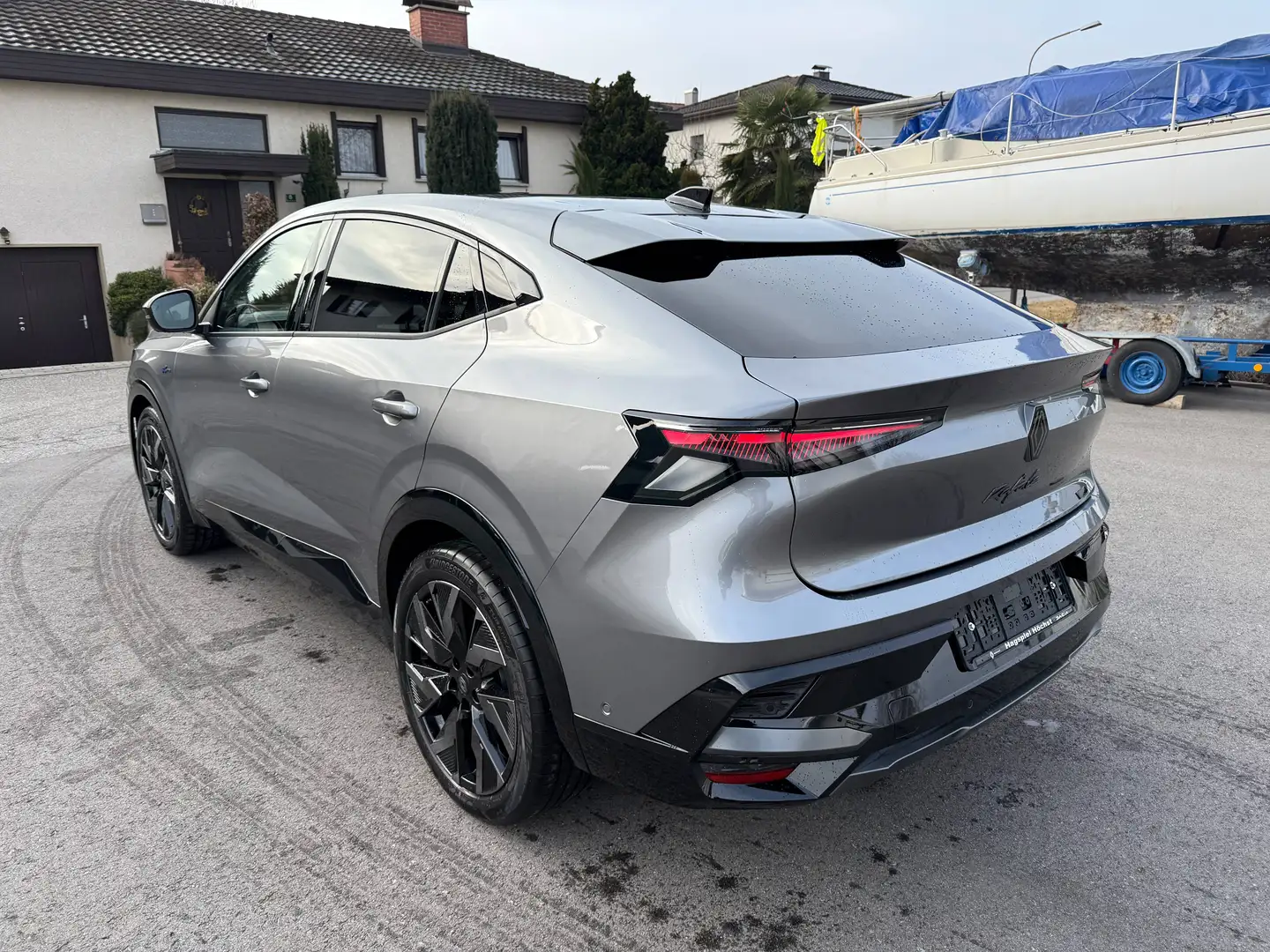 Renault Rafale E-Tech Full Hybrid 200 Esprit Alpine Aut. H/K Grau - 2