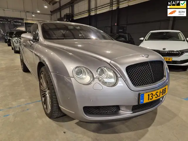 Bentley Continental GT 6.0 W12 - Origineel NL geleverd - 560pk - 4 Motion