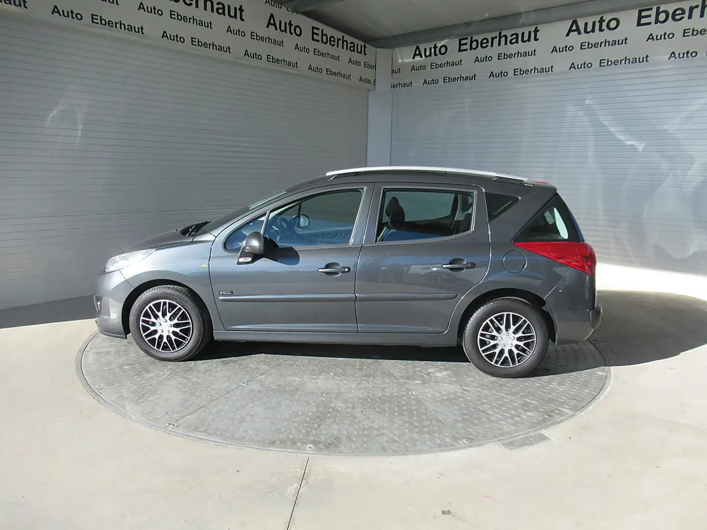 Peugeot 207 SW Lion Edition 1,4 16V VTi 100 *Tempomat *2-Zo... Grau - 2