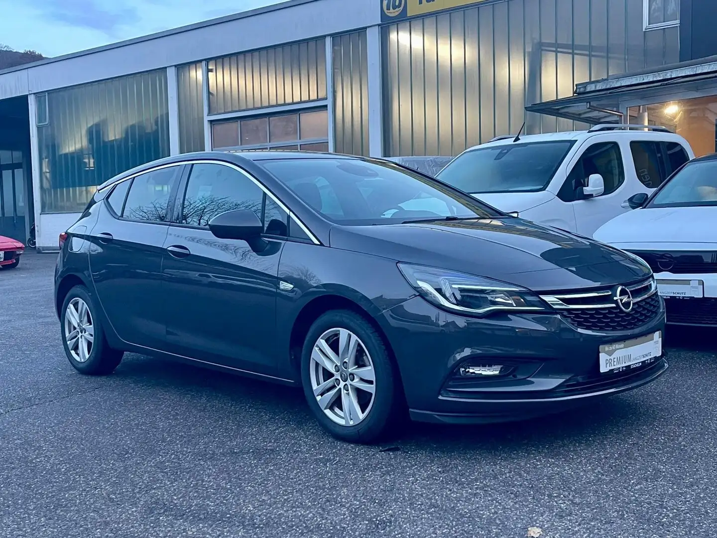 Opel Astra K 1.4T Dynamic,S&LHZ,AGR,NAVI,RKAM,DAB,ALU Gris - 2