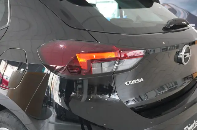 Opel Corsa view 8