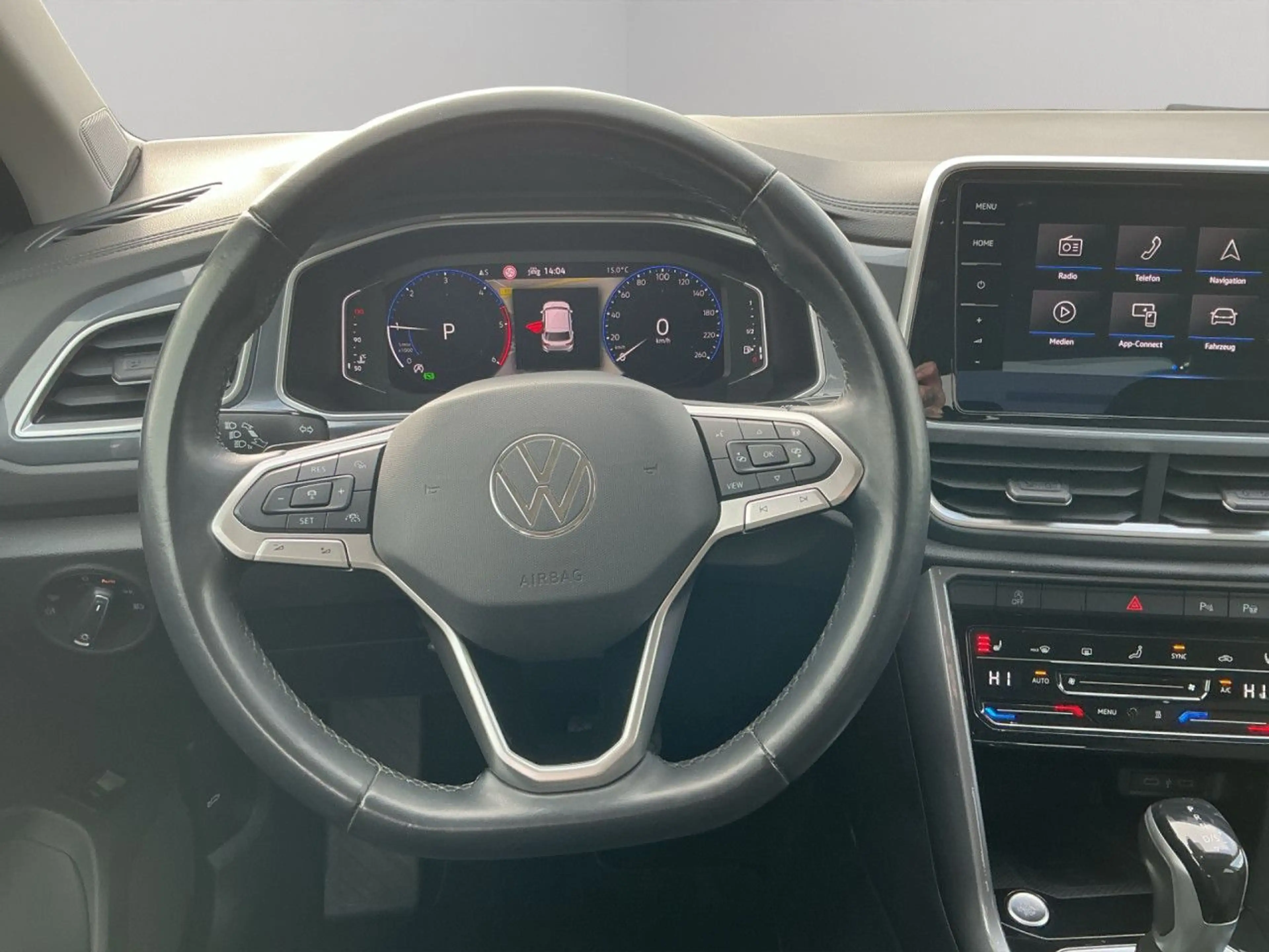 Volkswagen T-Roc 2.0 TDI DSG Style STANDHEIZ., NAVI, LED — photo 12