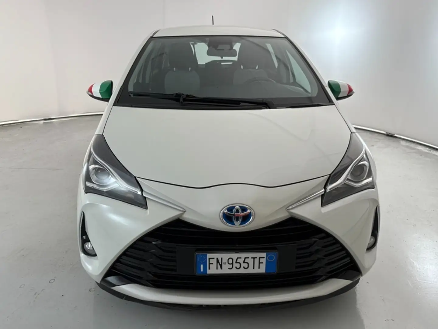 Toyota Yaris 5 Porte 1.5 VVT-i Hybrid Active Bianco - 2
