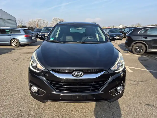 Hyundai iX35 ix35 2.0 CRDi 4WD Premium AHK Standheizung