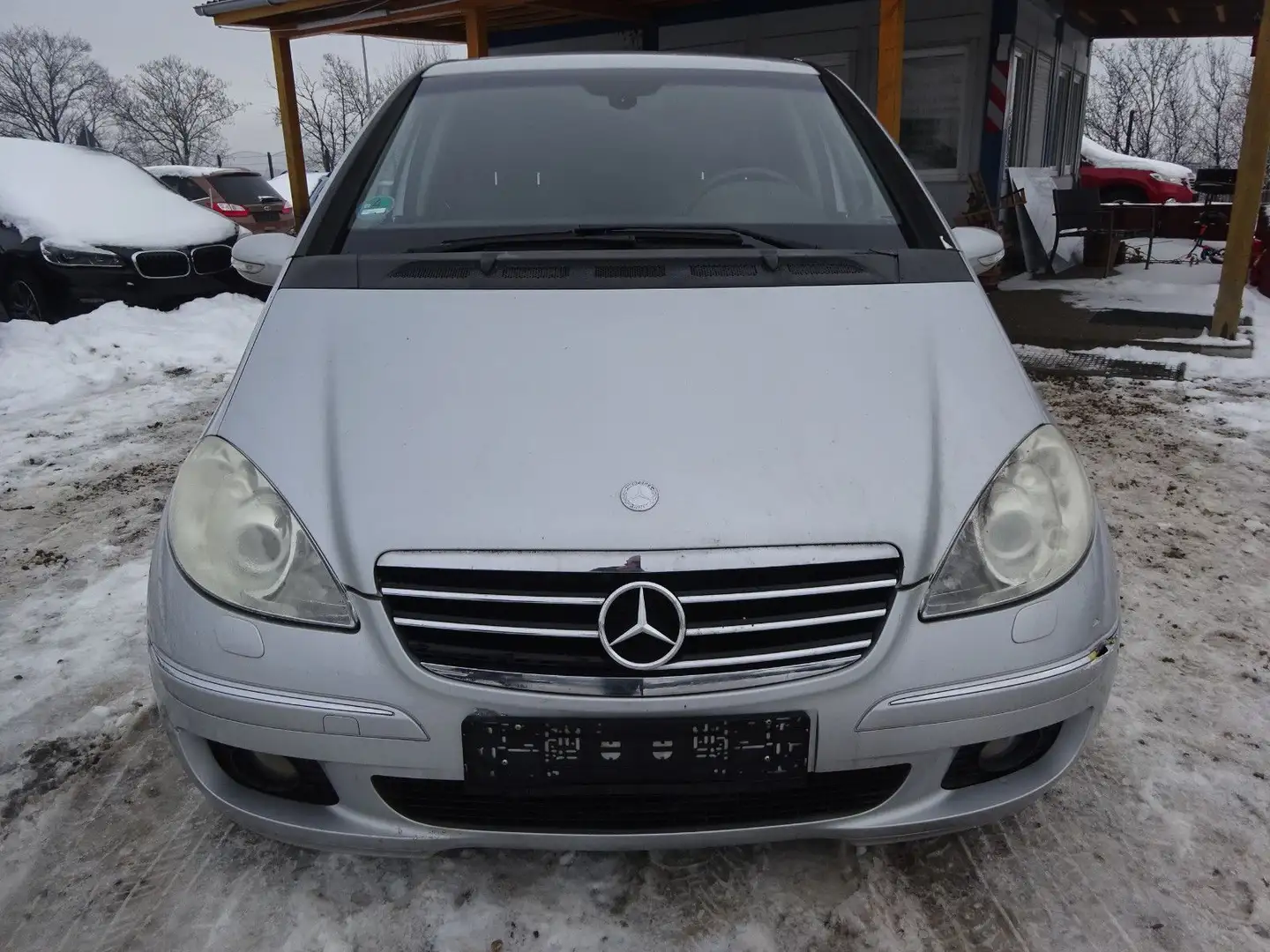 Mercedes-Benz A 200 AVANTGARDE Grau - 2