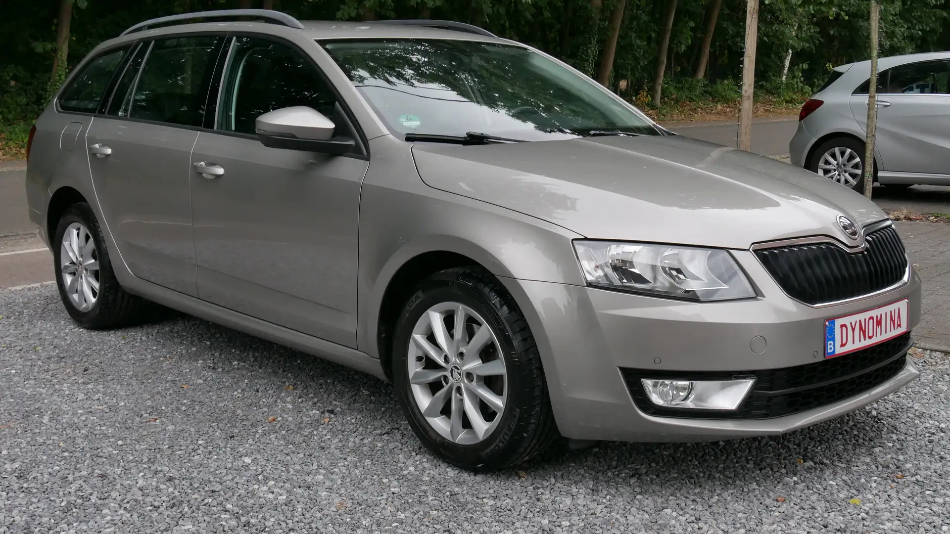 Skoda Octavia Combi 1.4 TSI 150PK DSG 2016 140DKM 12M GARANTIE Grijs - 2
