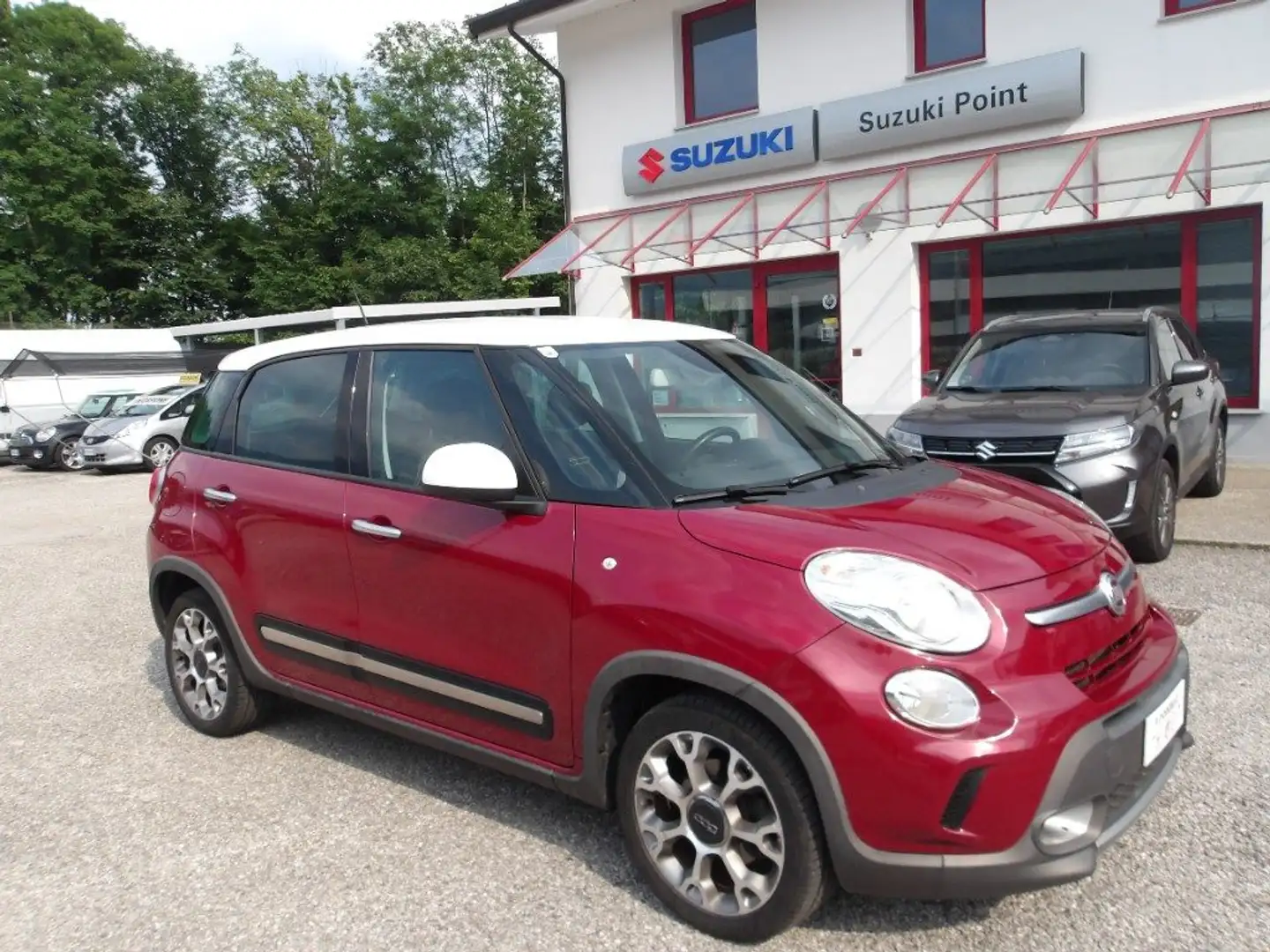 Fiat 500L 1.3 MJT 95cv EURO 6 Trekking Rojo - 1
