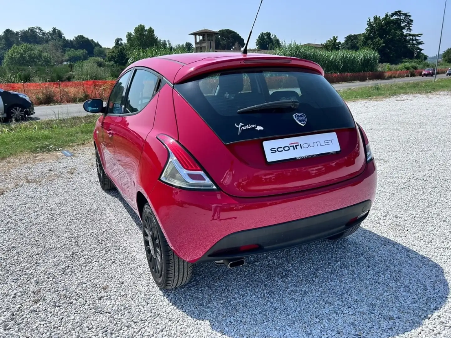 Lancia Ypsilon 5 Porte 1.2 Ecochic Elefantino Rosso - 2