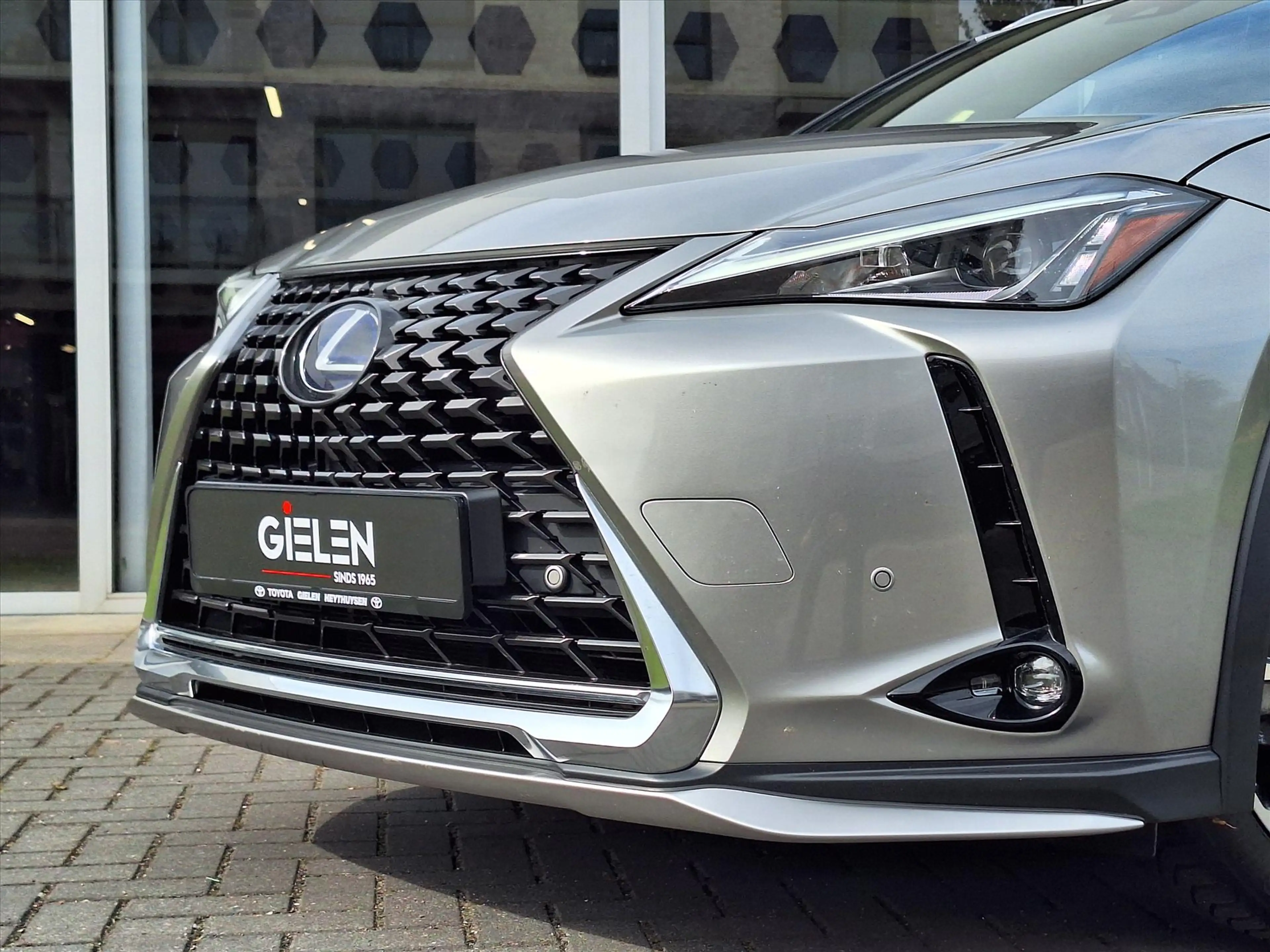 Lexus UX 250h AWD Luxury Line | 4X4, Leer, Stoelverwarming, Navi — photo 9