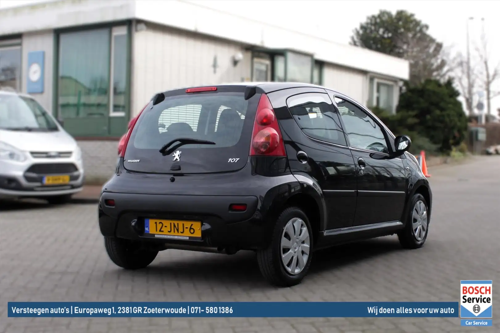 Peugeot 107 1.0 12V 5DR Sublime Zwart - 2