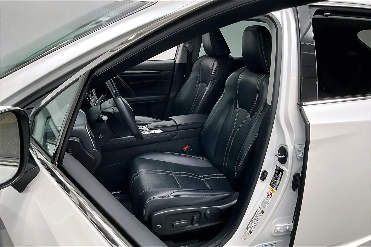 Lexus RX fotografie Lexus RX