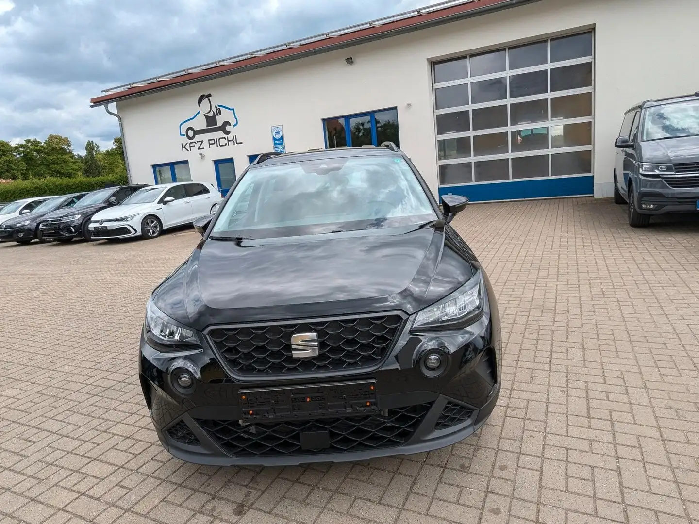 SEAT Arona Style Edition 1,0TSI DSG,LED,SHZ,ALU,PDC Negru - 1