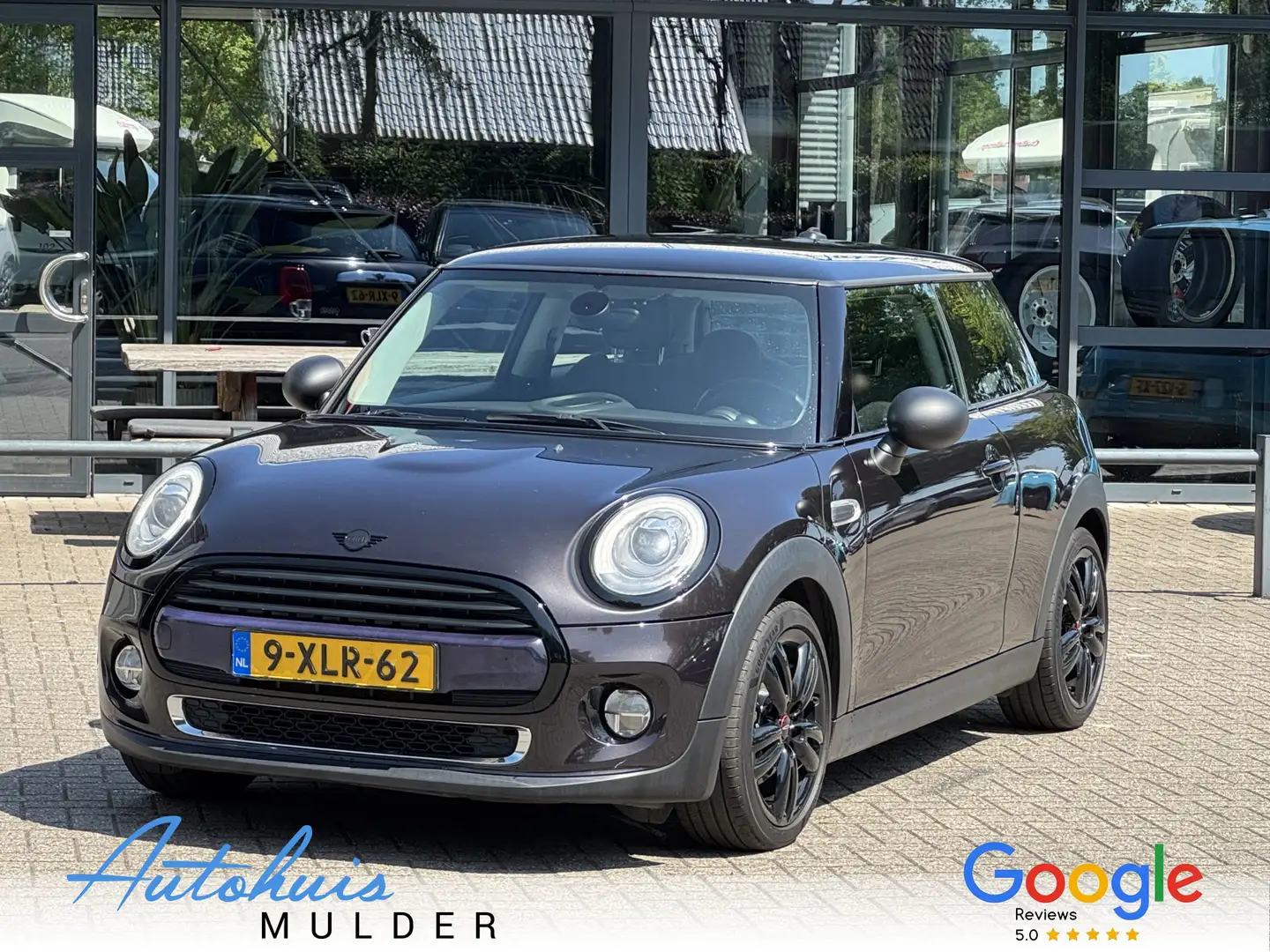 MINI Cooper Mini 1.5 First Born Edition Navigatie/Cruise/Led/K Bruin - 1