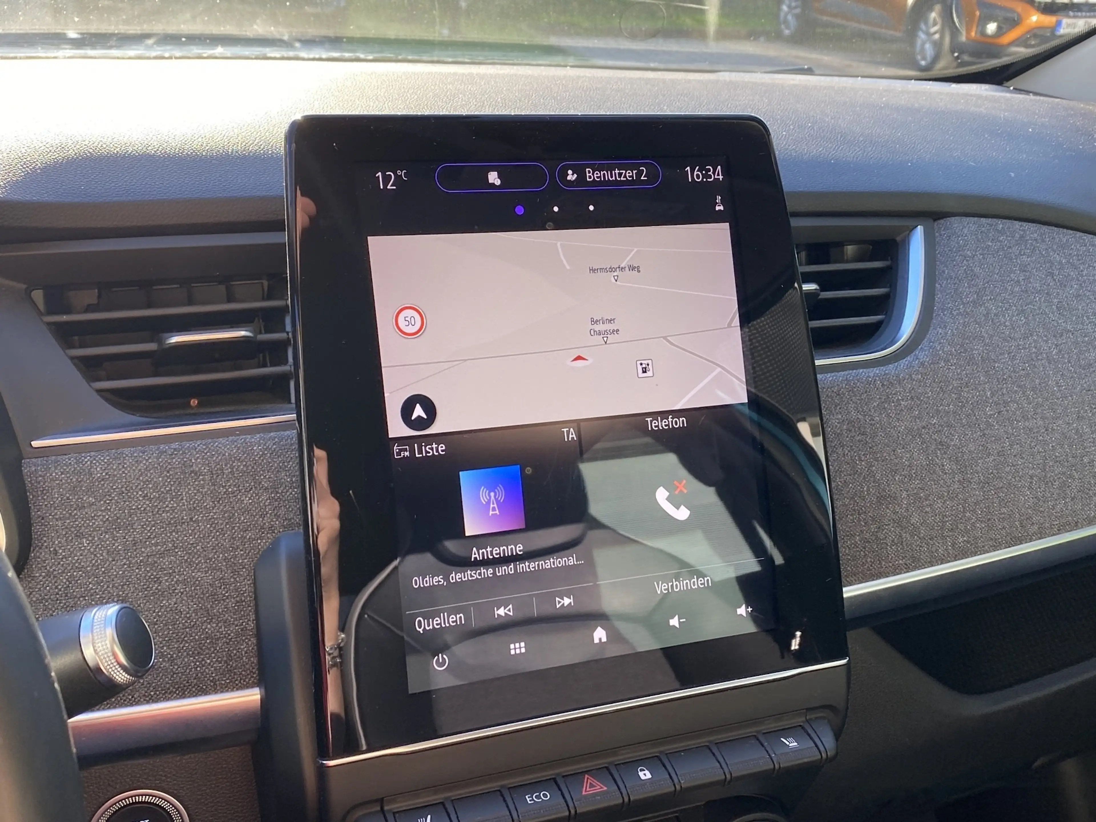 Renault ZOE Intens — photo 13