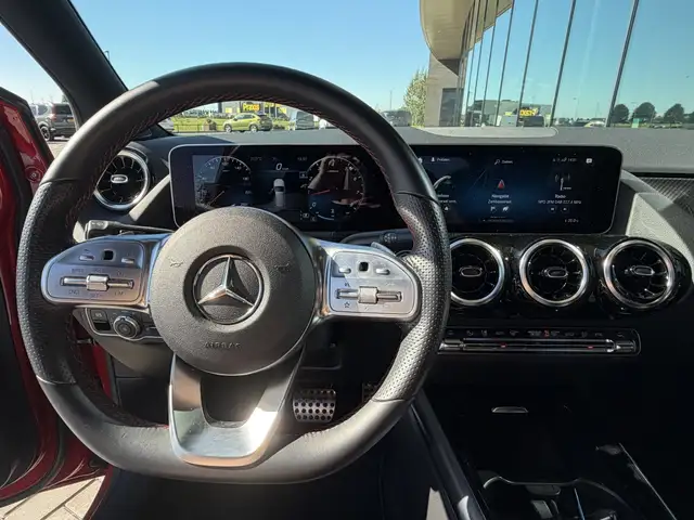Mercedes-Benz B-Class view 6