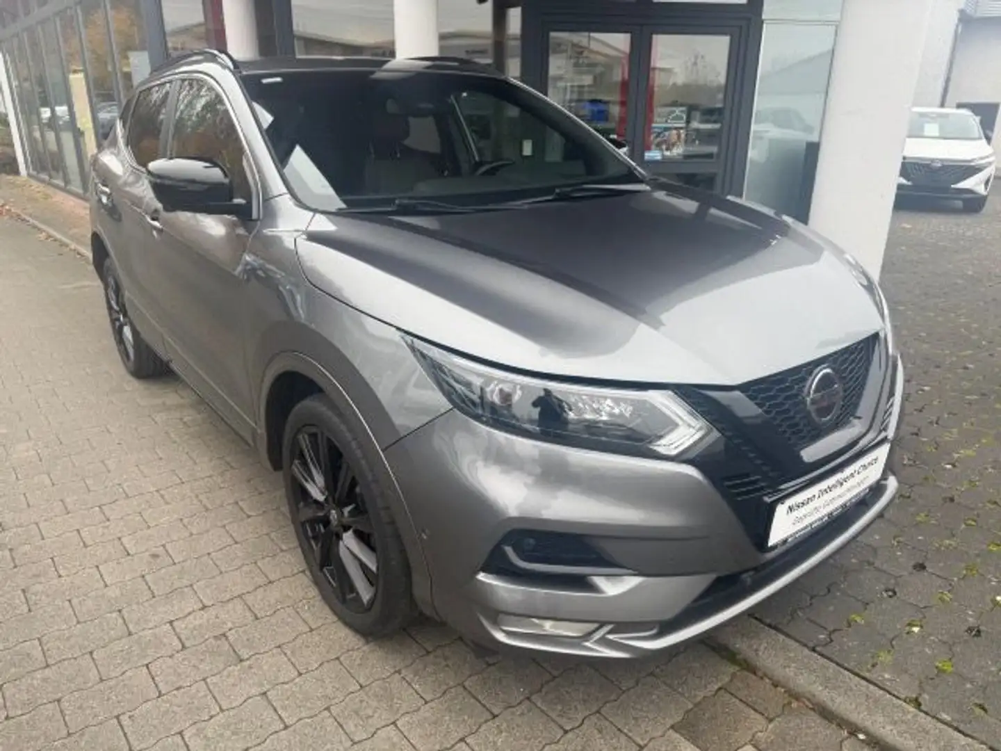 Nissan Qashqai QASHQAI 1,7dci N-Tec 4x4 360°Kamera Leder NAVI Grau - 1